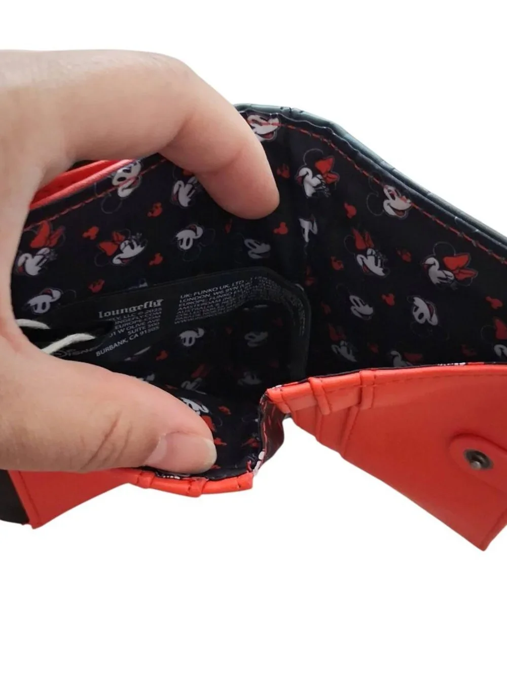 Loungefly Disney Mickey & Minnie Debossed Silhouettes Wallet NEW NWT